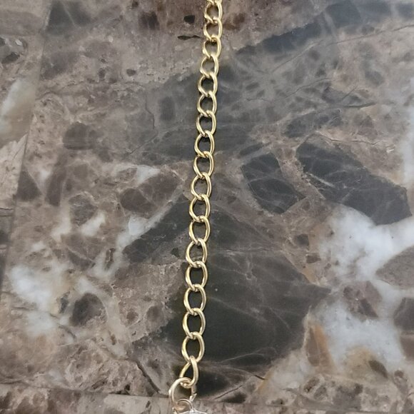 Personalized Letter "B" (Double Sided) Pendant with chain (BRAND NEW) - Picture 3 of 4